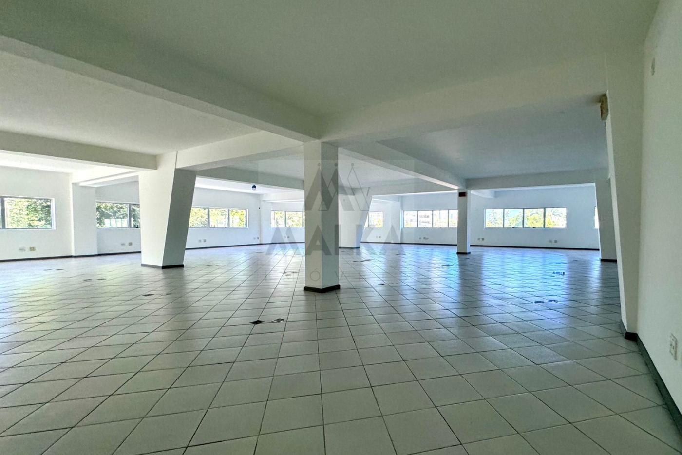 Sala-Conjunto, 367 m² - Foto 1