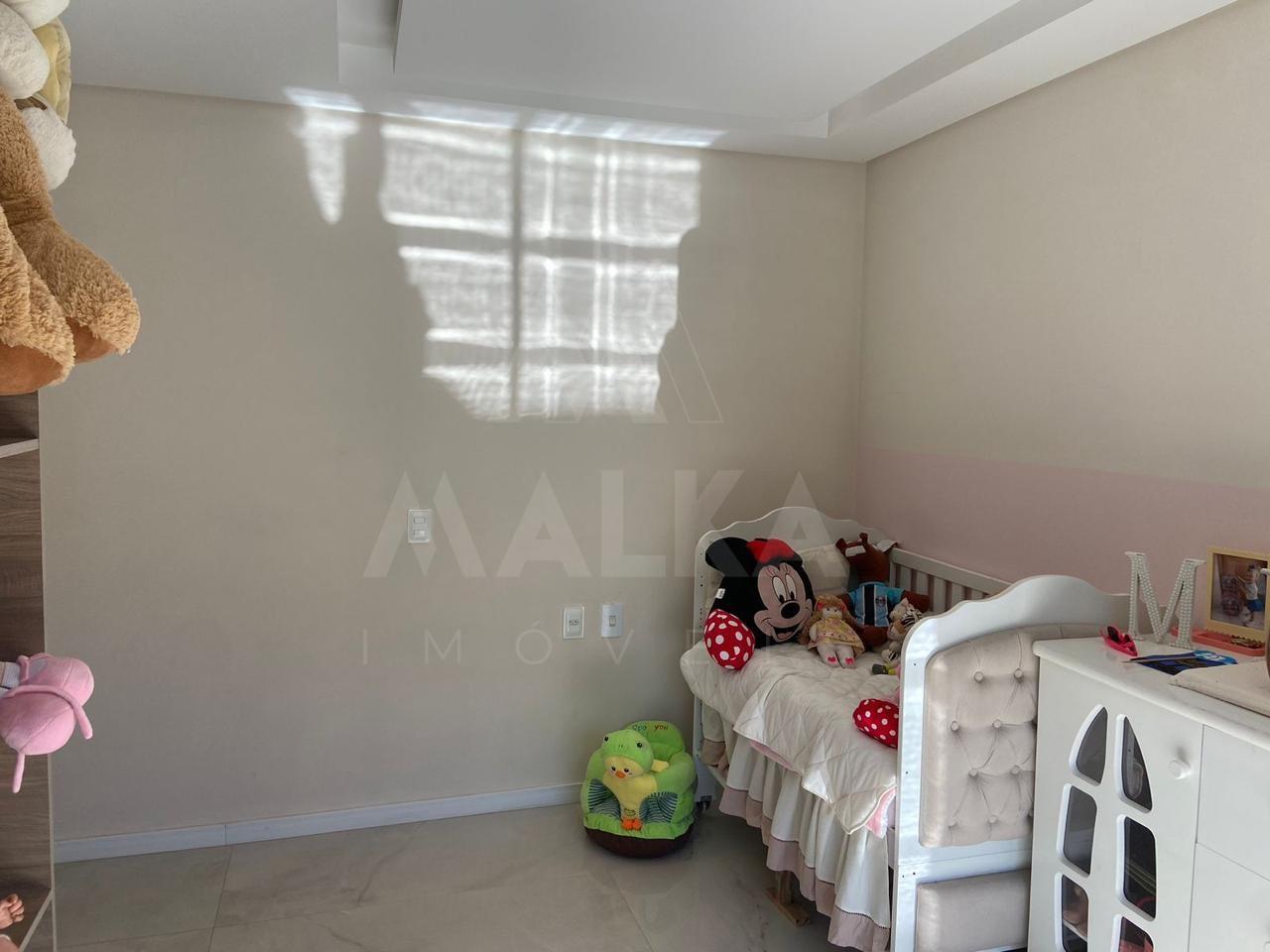 Casa, 4 quartos, 270 m² - Foto 42