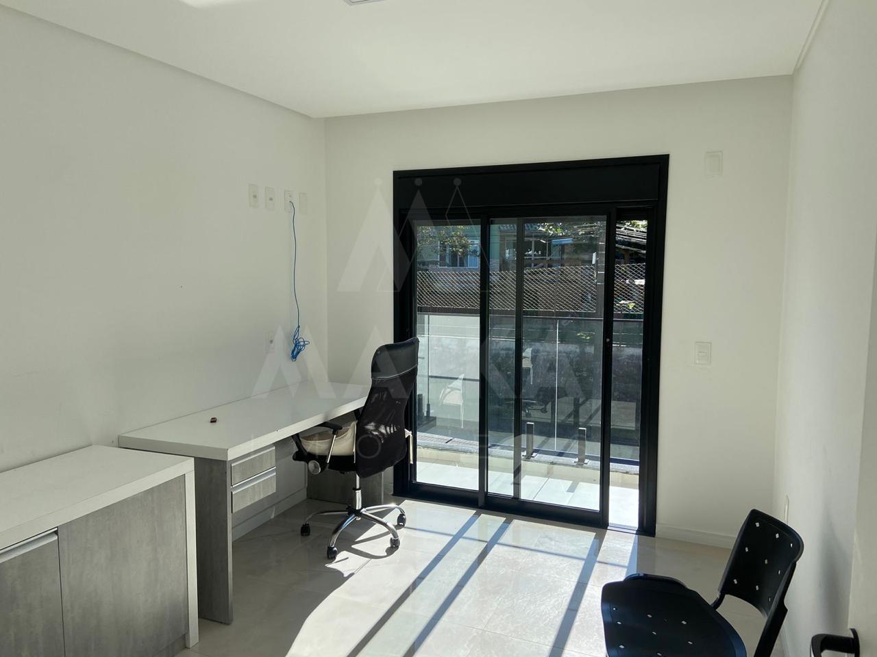 Casa, 4 quartos, 270 m² - Foto 12