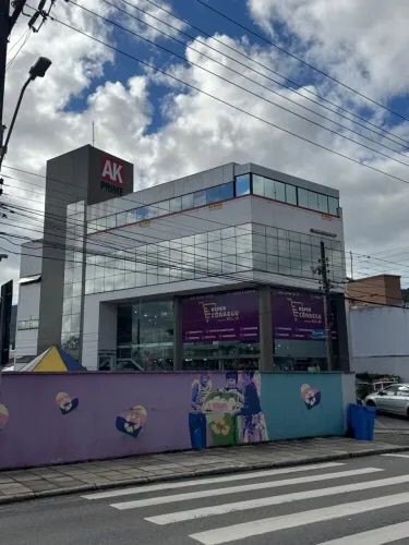 Sala-Conjunto, 300 m² - Foto 1