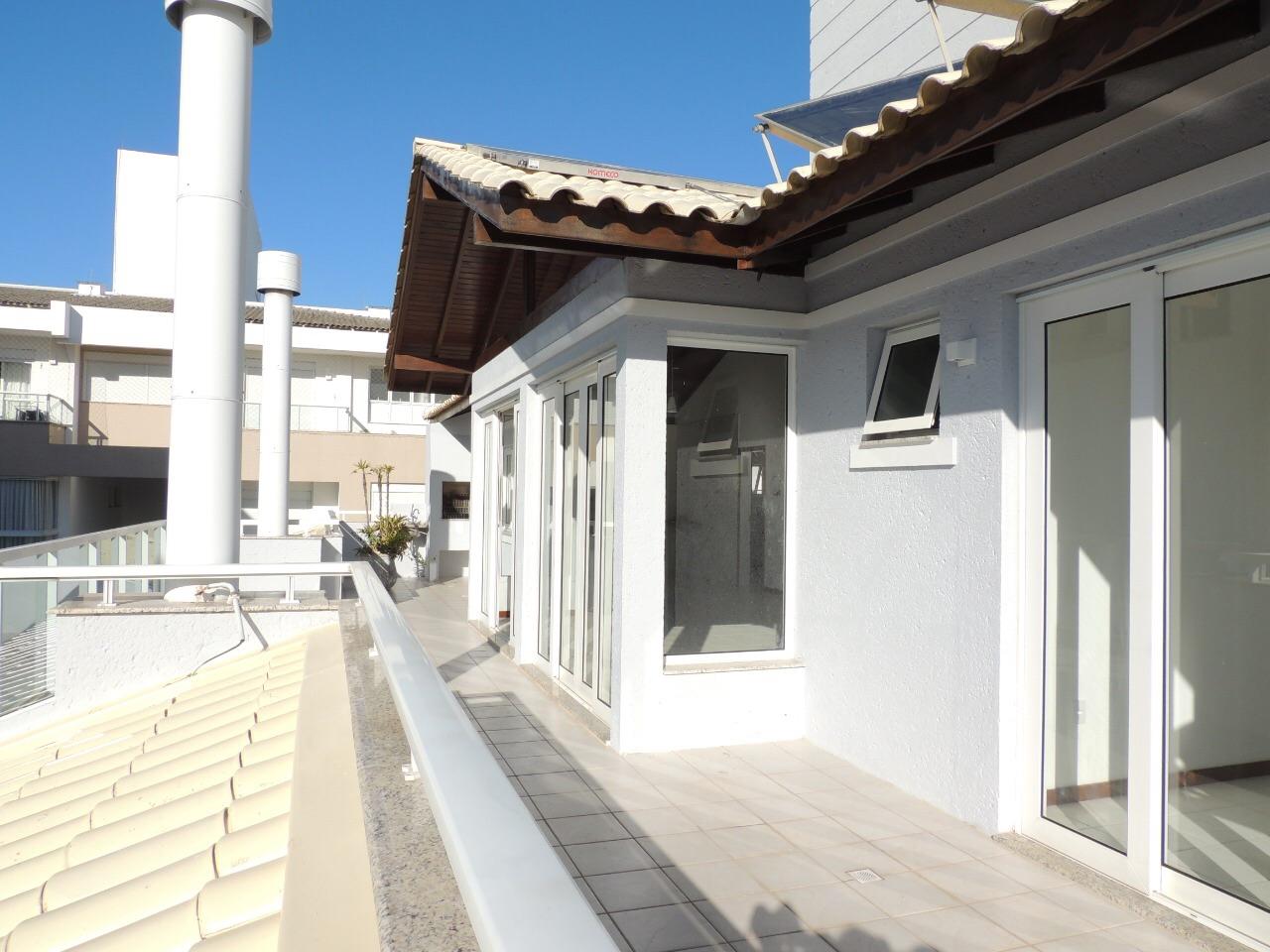 Cobertura, 3 quartos, 247 m² - Foto 1