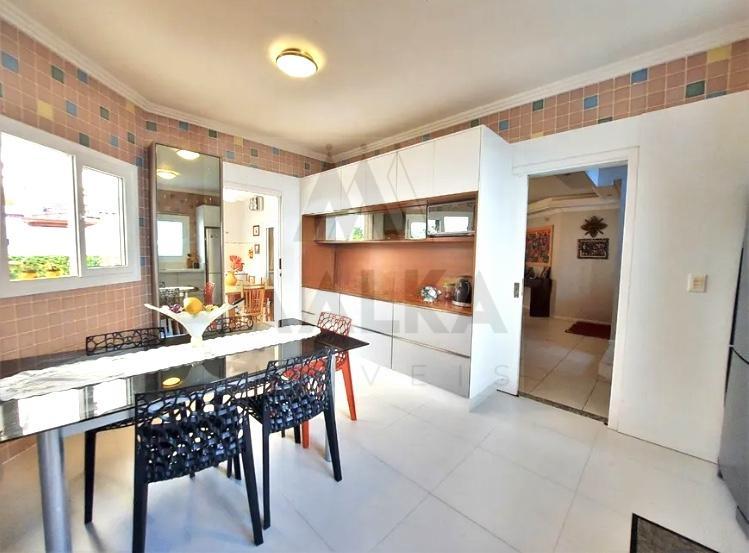 Casa, 3 quartos, 273 m² - Foto 8