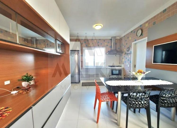 Casa, 3 quartos, 273 m² - Foto 11