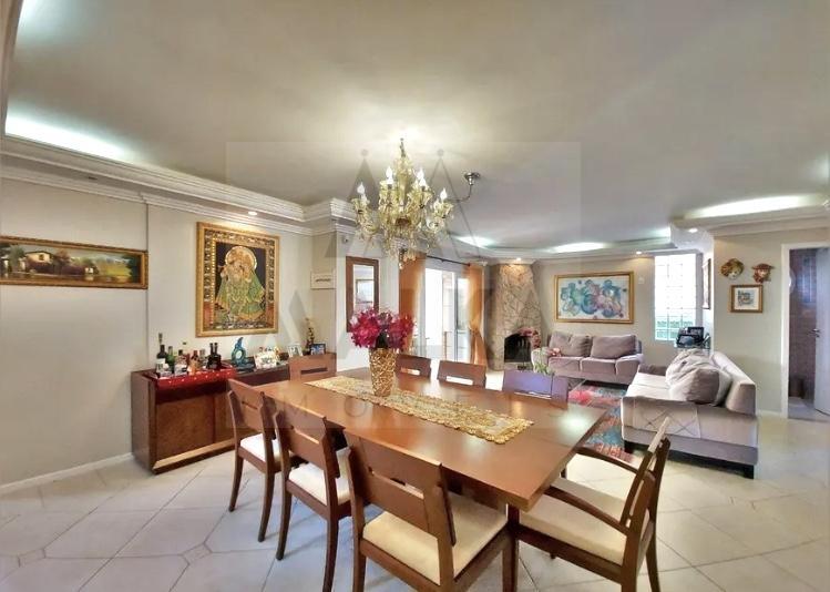 Casa, 3 quartos, 273 m² - Foto 6