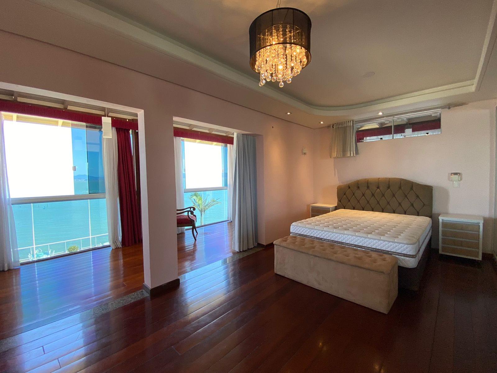 Casa, 3 quartos, 294 m² - Foto 62