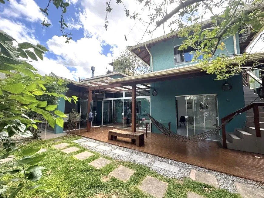 Casa, 4 quartos, 350 m² - Foto 1