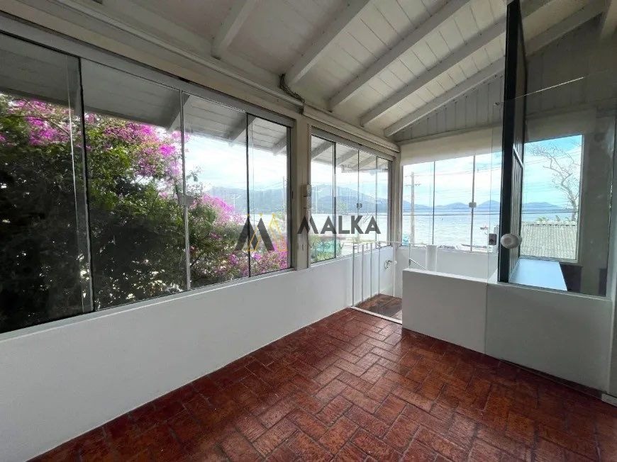 Casa, 5 quartos, 200 m² - Foto 11