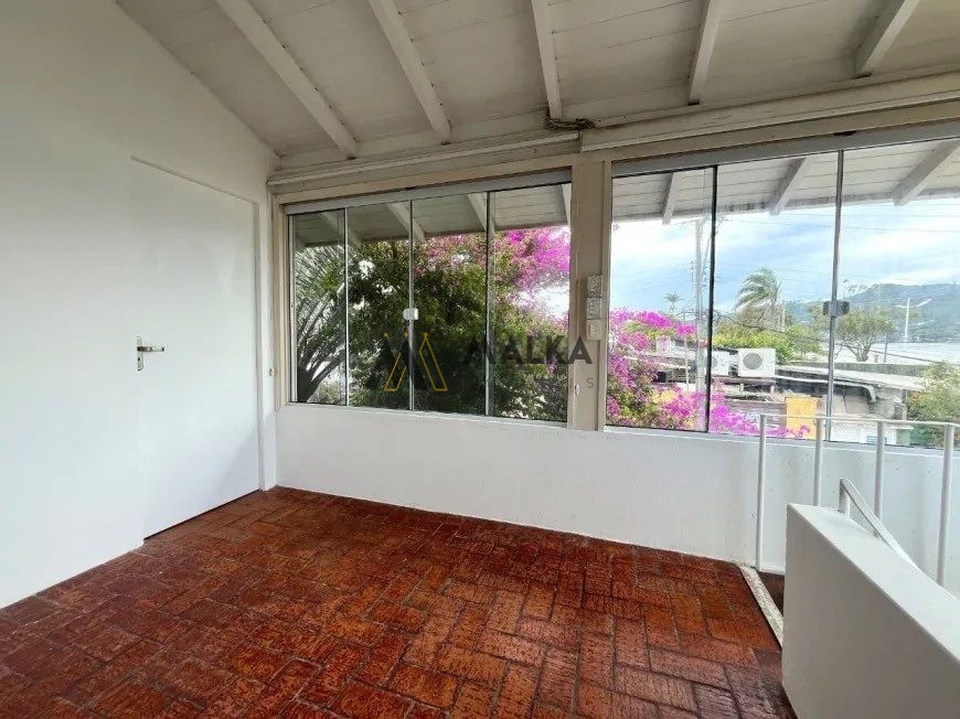 Casa, 5 quartos, 200 m² - Foto 13