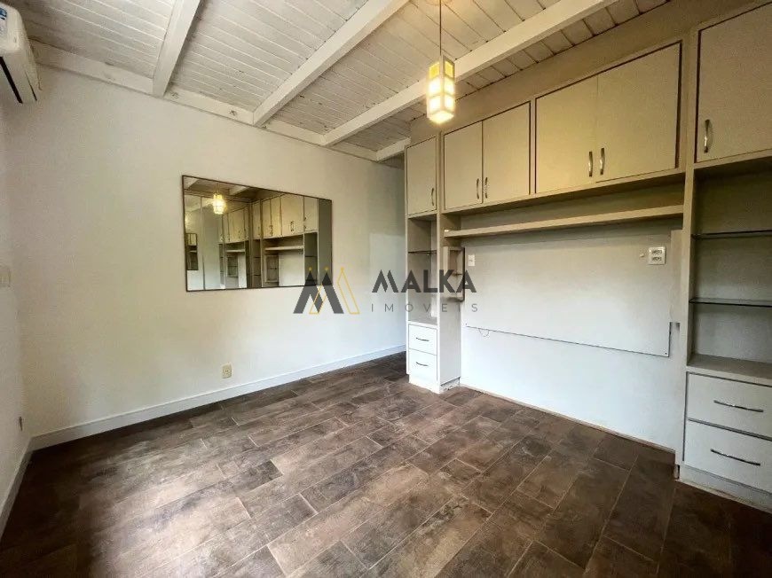 Casa, 5 quartos, 200 m² - Foto 37