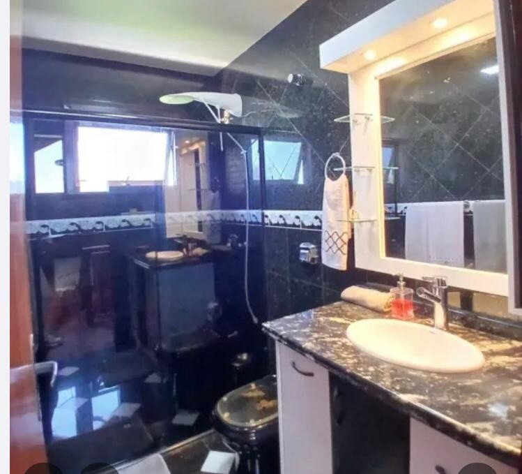 Casa, 3 quartos, 264 m² - Foto 29