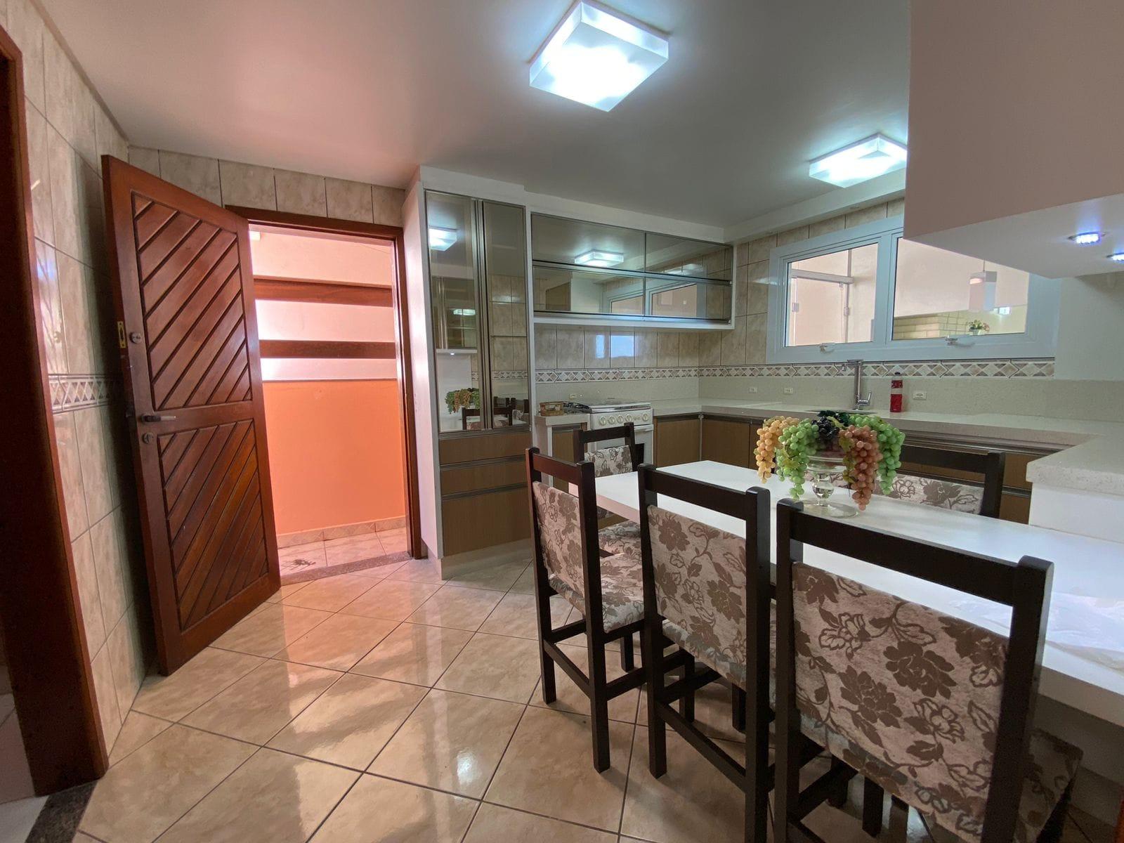 Casa, 3 quartos, 294 m² - Foto 44