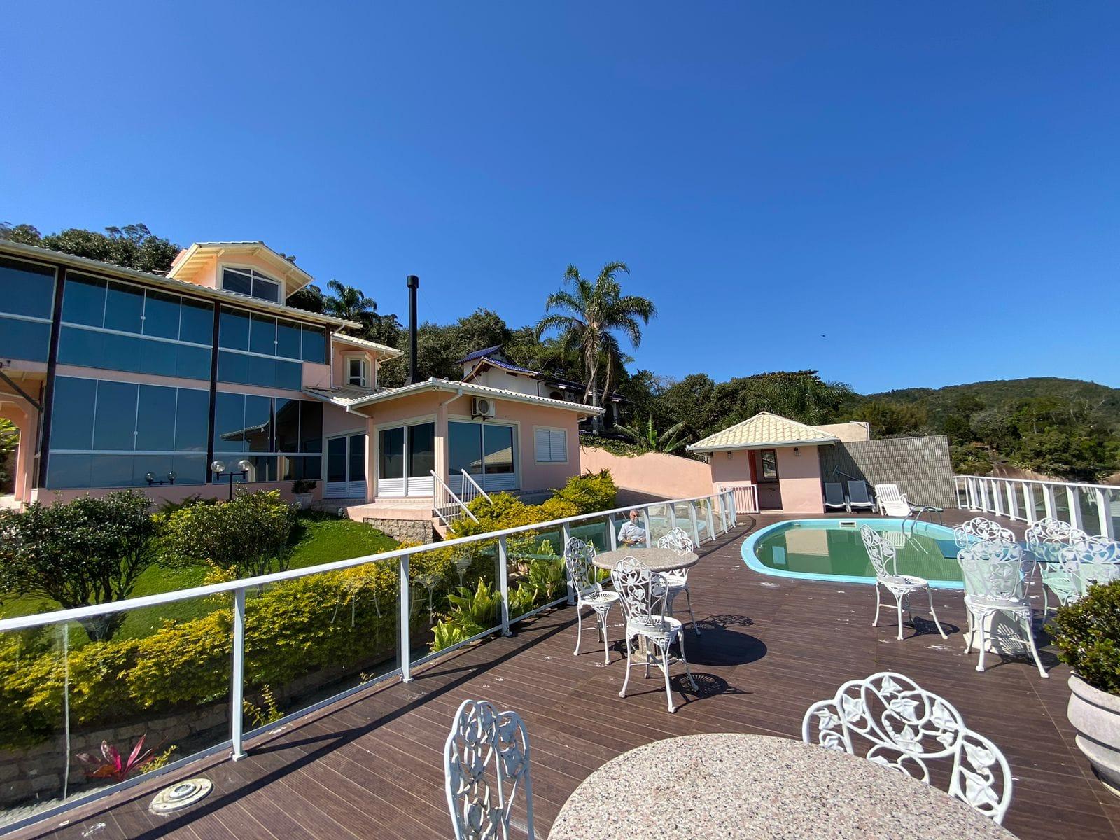 Casa, 3 quartos, 294 m² - Foto 1