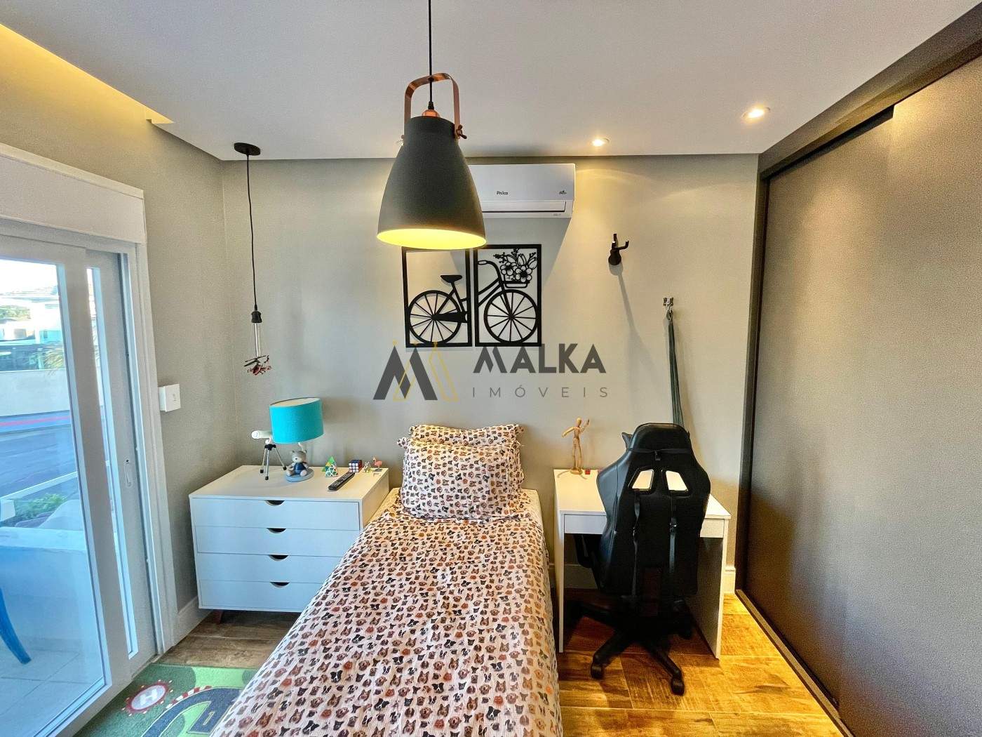 Casa, 3 quartos, 200 m² - Foto 9