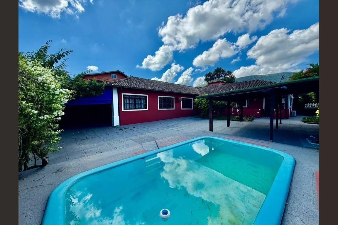 Casa, 4 quartos, 506 m² - Foto 1