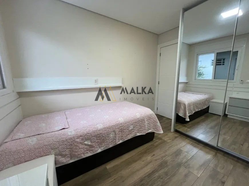 Casa, 3 quartos, 230 m² - Foto 19