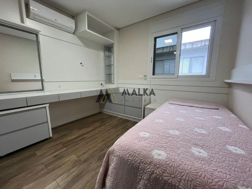 Casa, 3 quartos, 230 m² - Foto 25