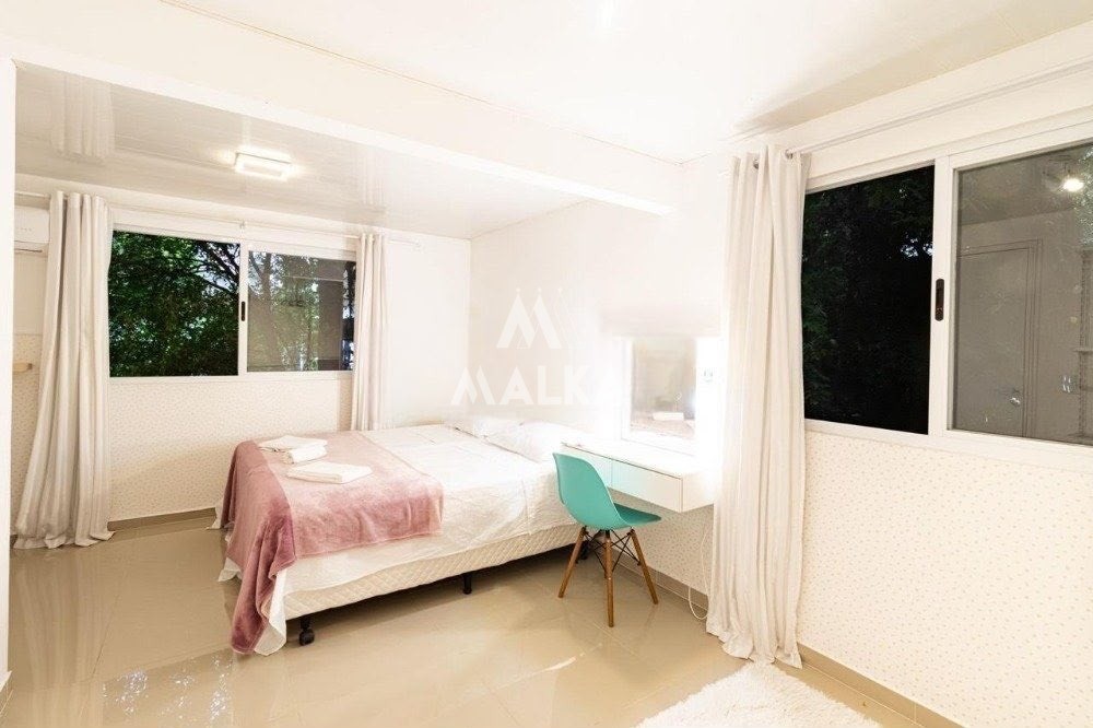 Casa, 4 quartos, 200 m² - Foto 39