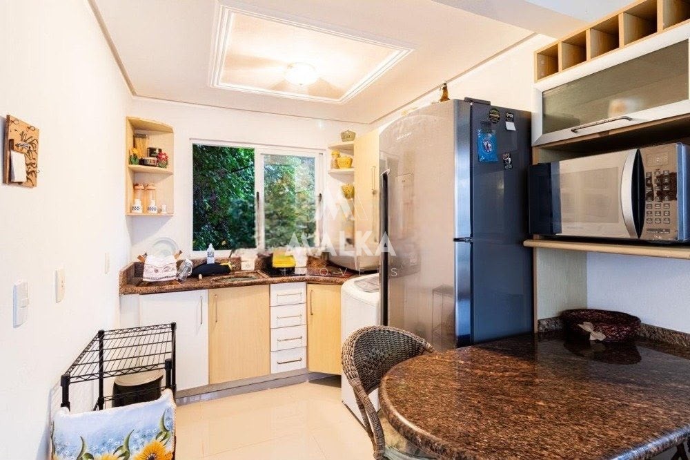 Casa, 4 quartos, 200 m² - Foto 5