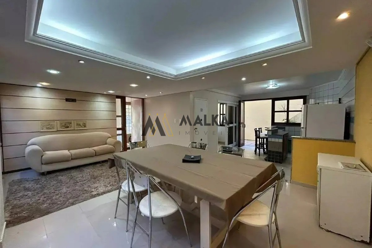 Casa, 5 quartos, 282 m² - Foto 1