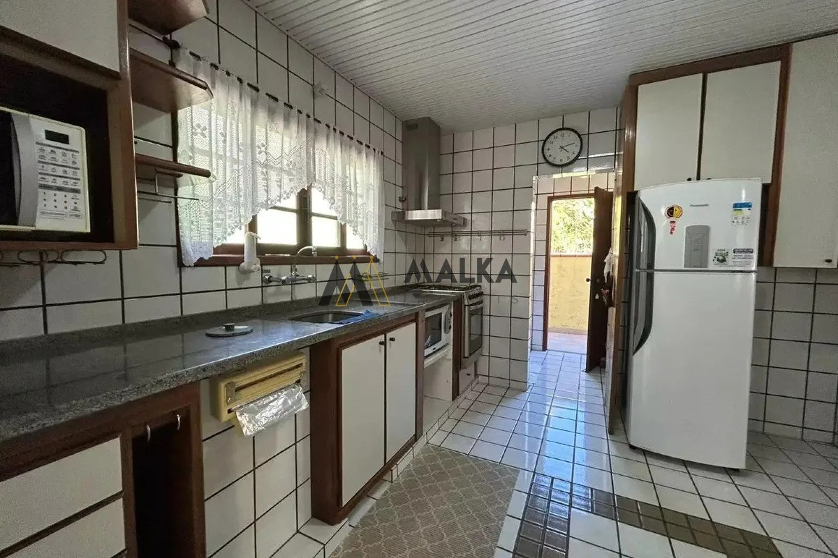 Casa, 5 quartos, 282 m² - Foto 4